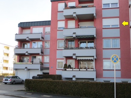 Sehr helle 3-Zimmer-Wohnung mit gemütlichem Balkon in Weiden - Mooslohe