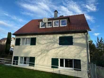 PREISREDUZIERUNG!! Schönes Dreifamilienhaus, ruhige Lage mit Entwicklungspotential in S-Kaltental!