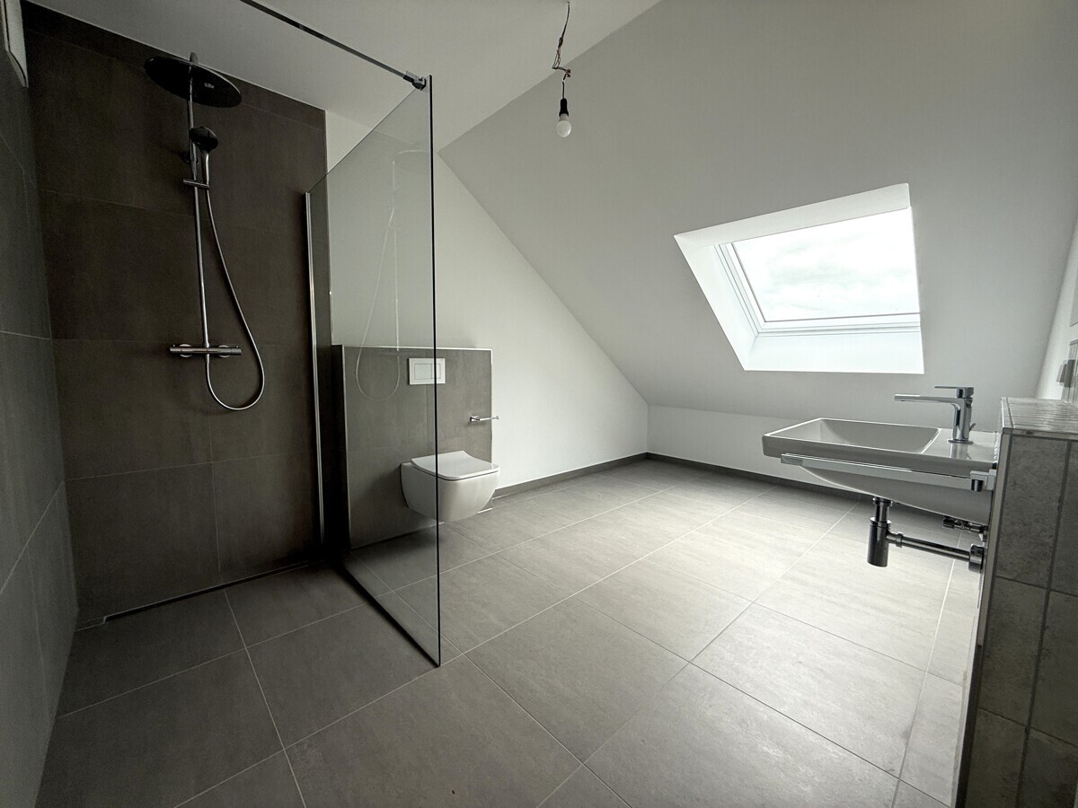 Schwachhausen // Neubau-Penthouse im Erstbezug mit XL-Balkon, edler EBK, Aufzug, TG & barrierefrei - Foto 5