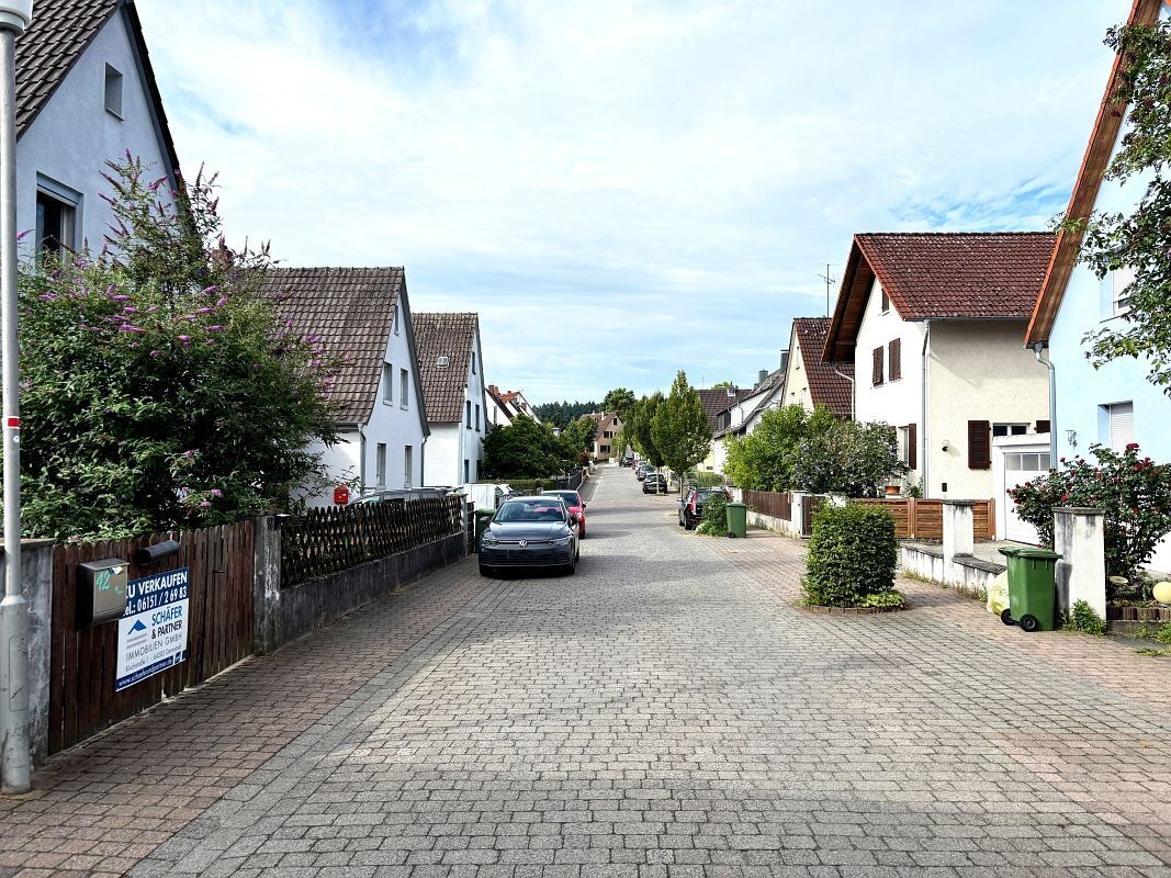 Gemütliches Einfamilienhaus mit Option zur weiteren Bebauung, in angenehmer ruhiger Wohnlage von Groß-Bieberau – 64401 Groß-Bieberau, 64401 Groß-Bieberau – Vorschaubild 15