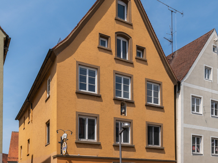 Historisches Wohn- und Geschäftshaus mit Garten und Terrasse in bester Stadtlage von Ellwangen.