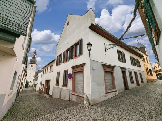 +++ RÜDESHEIM AM RHEIN +++ Ehemaliges Weingut mit Wohnungen und Gaststätte