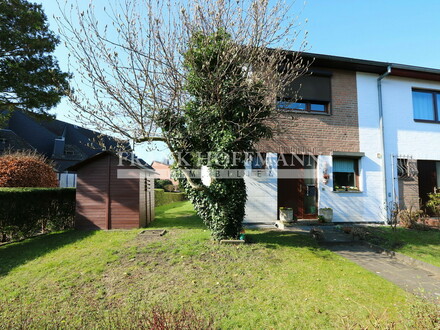 Reihenendhaus mit Balkon und Carport in Barsbüttel