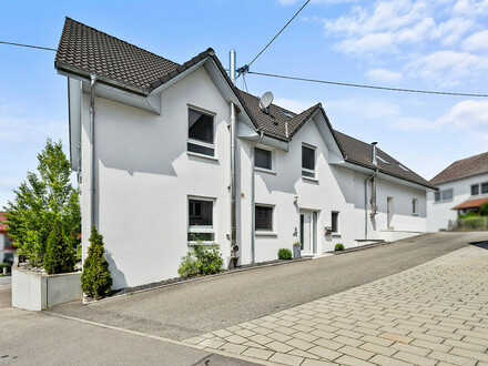 Modernes Einfamilienhaus mit Pool in Neufra/Riedlingen. Neuwertig und hochwertig ausgestattet!