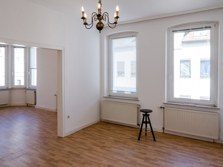 Altbauwohnung in Bielefeld - City! Für 1-2 Personen - Neue Einbauküche - 5 min Fußweg zum Jahnplatz
