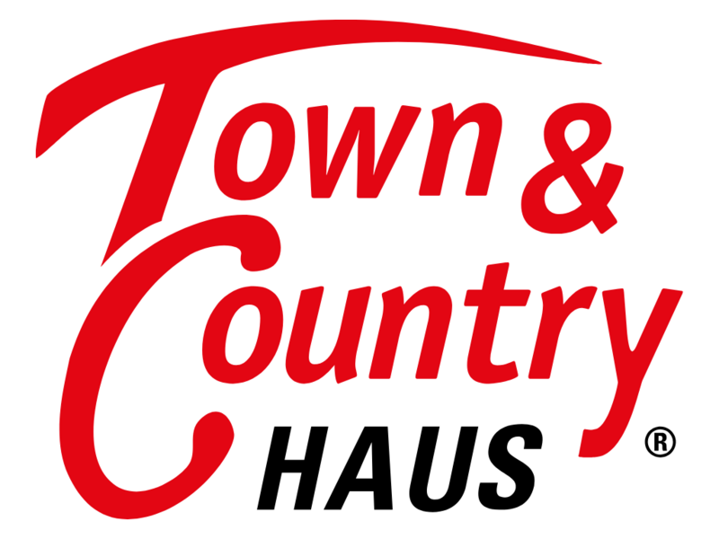 Logo in rot und schwarz von Town and Country