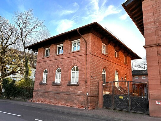 Einfamilienhaus mit einzigartigem Charme!