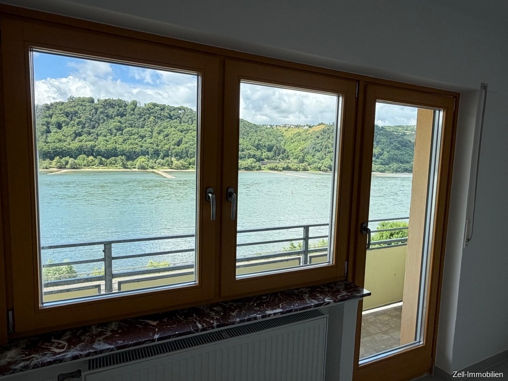                                                               Gro&szlig;z&uuml;gige, renovierte 4,5-Zimmer-Wohnung in Lorchhausen mit Rheinblick                                                       in Lorch (Rheingau-Taunus-Kreis)