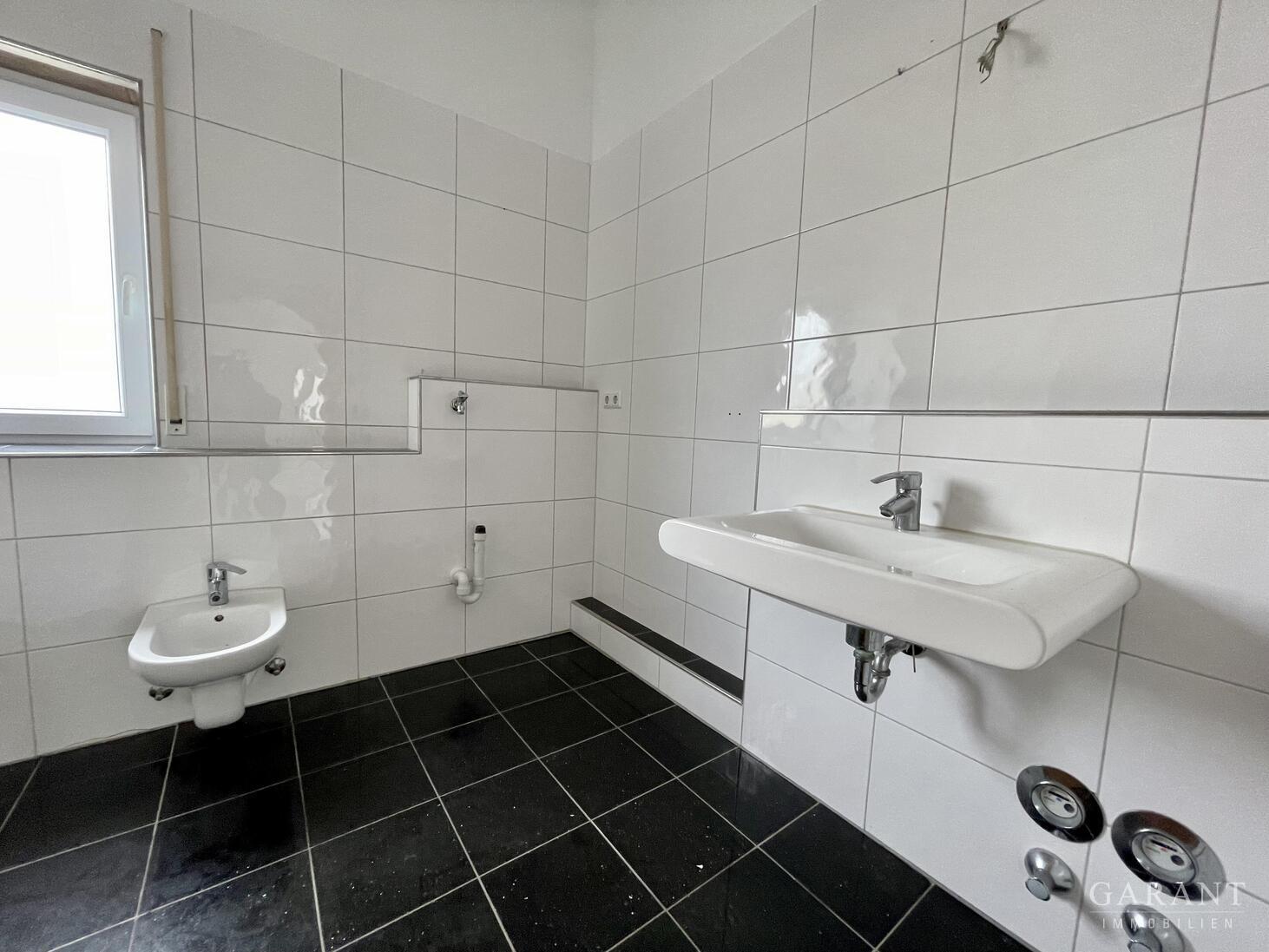 Freistehendes Domizil mit zwei Wohnungen! – 88046 Friedrichshafen, 88046 Friedrichshafen – Vorschaubild 7