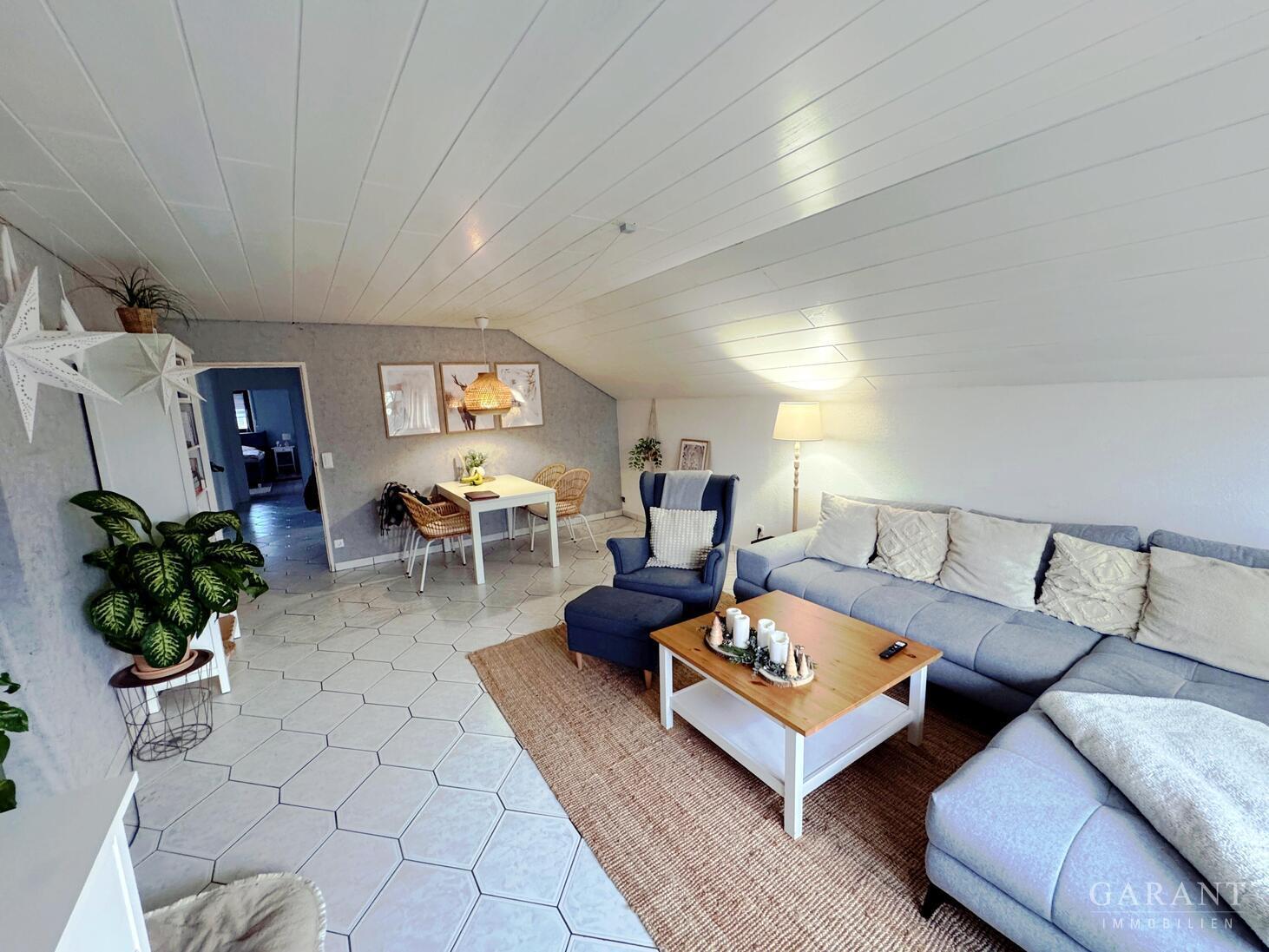 Raum für Familie & Zukunft - Haus mit Garten und drei Garagen – 74235 Erlenbach, 74235 Erlenbach – Vorschaubild 15