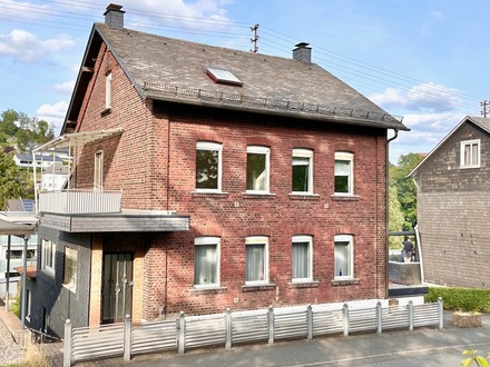 NEUES ZUHAUSE MIT GARAGE UND DOPPELCARPORT | NIEDERSCHELDERHÜTTE