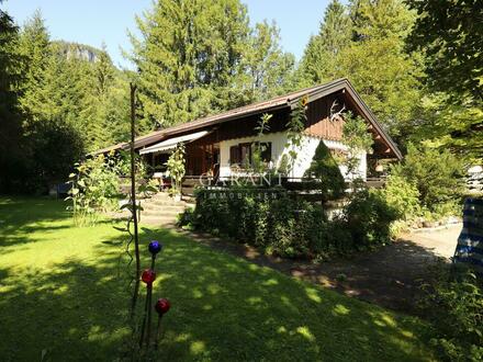 *Einfamilienhaus in Tiefenbach - wohnen wo andere Urlaub machen!*