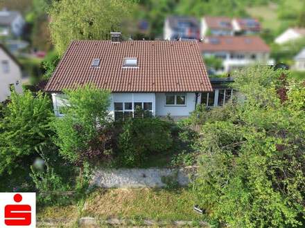 Einfamilienhaus in Künzelsau - Erwecken Sie dieses Haus in sonniger Lage zu neuem Leben
