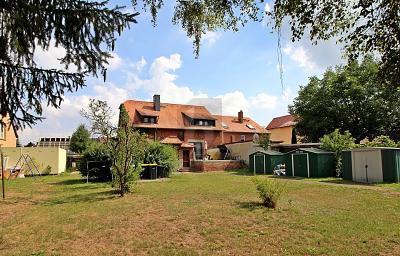 CHARMANT, GROßZÜGIG UND KOMPLETT RENOVIERT