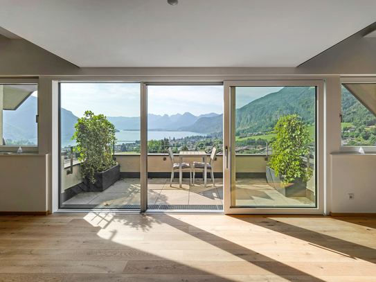 Der See liegt Ihnen zu Füßen! Moderne 135 m² Terrassenwohnung