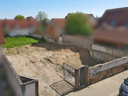 Wunderschönes Grundstück in sehr guter Lage für 2 Häuser mit großem Baufenster