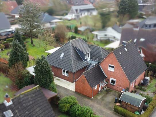 Doppelhaus mit Ausbaureserve auf großem Erbpachtgrundstück in Schortens