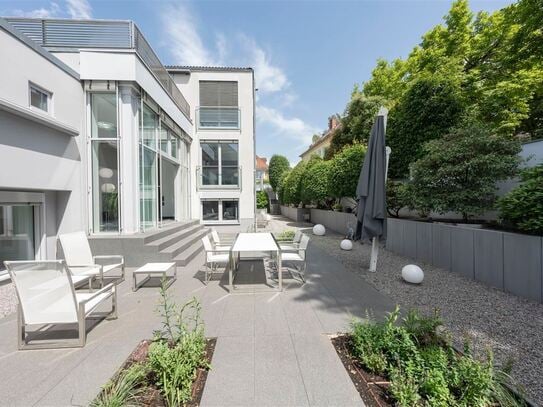 Einzigartige 8-Zimmer-Maisonette in moderner Stadtvilla: Begehrte Lage in Heidelberg-Neuenheim