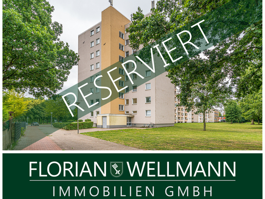 Bremen - Mahndorf | Modernisierte, vermietete 2-Zimmer-Etagenwohnung mit Balkon und PKW Stellplatz als Anlage