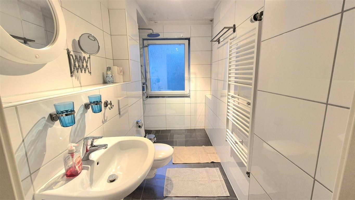 Property thumbnail 43