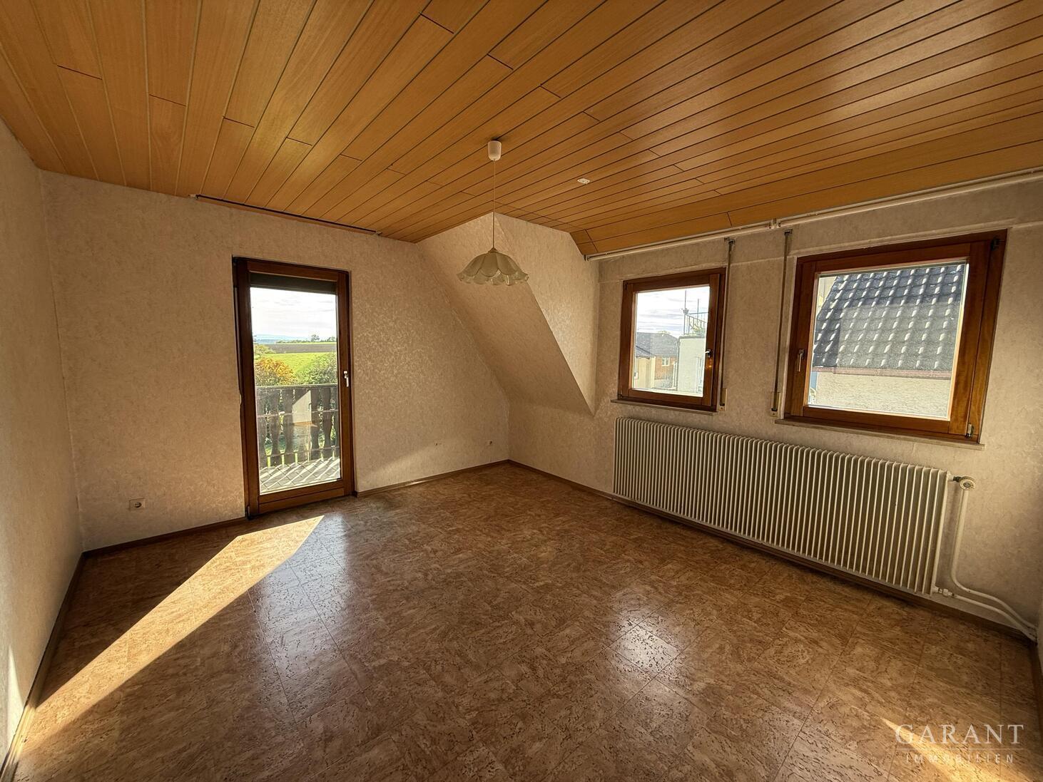 Ihr Zuhause im Grünen: Großes Grundstück, Ruhe & Weitblick in Tübingen-Pfrondorf! – 72074 Tübingen, 72074 Tübingen – Vorschaubild 14