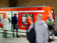 ÖPNV - Mit der S4 schneller nach Hamburg unterwegs