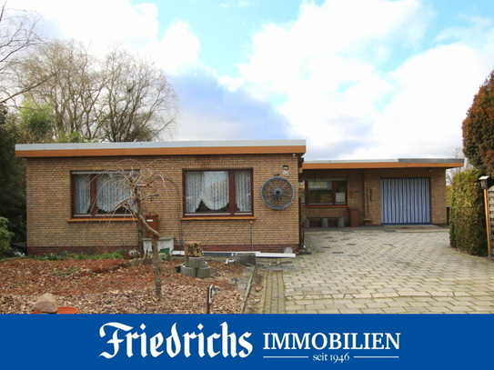 ** Unverbauter Ausblick ** Sanierungsbed. Bungalow mit Garage auf großzüg. Grundstück in Augustfehn