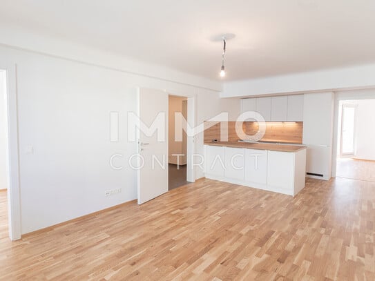 Sonnendurchflutete 3 Zimmer Wohnung mit 2 Loggien! Hoher Liftstock