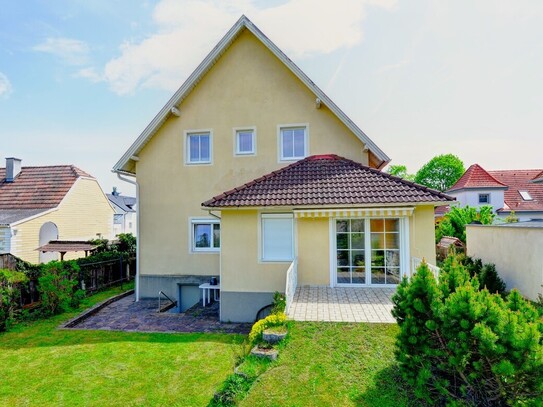 Charmantes Einfamilienhaus mit Potenzial in idyllischer Lage – Bad Fischau