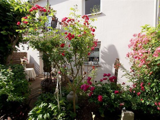 * Idyllische Gartenwohnung nahe Klinikum *