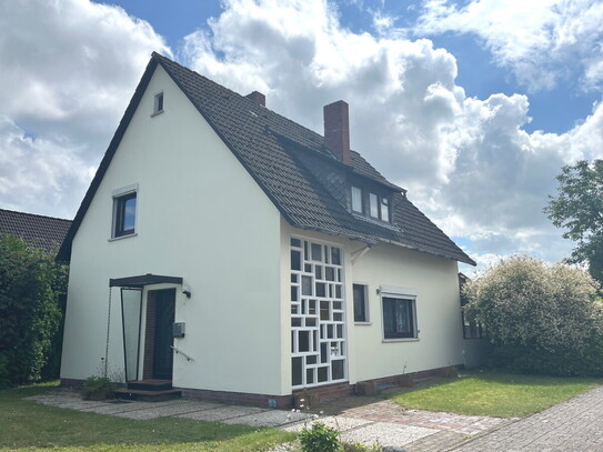 PURNHAGEN-IMMOBILIEN - Schwanewede, freistehendes 1-Fam.-Haus mit Teilkeller in ruhiger Wohnlage