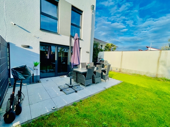 Schönes Reihenendhaus mit Dachterrasse und zwei PKW-Stellplätzen in naturnaher Lage Riedstadt-Goddelau