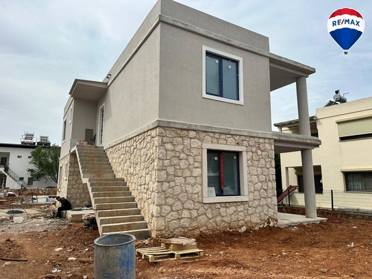 Charmante 3-Zimmer-Wohnung mit idyllischer Landschaft in der Nähe des Meeres in Bodrum