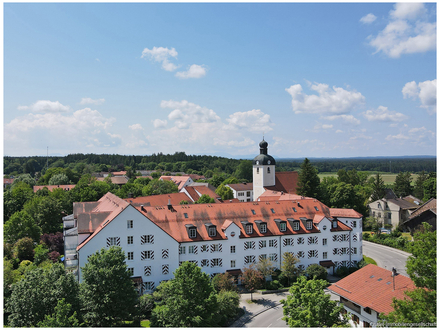 *SCHLOSS-TRAUM* top gepflegte 3-Zimmer-Wohnung am Golfclub Egmating