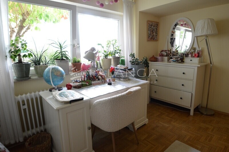 FALANGA IMMOBILIEN-Begehrter großer Bungalow in prima Zustand und top Grünlage in Mörfelden-Walldorf – 64546 Mörfelden-Walldorf / Walldorf, 64546 Mörfelden-Walldorf / Walldorf – Vorschaubild 8