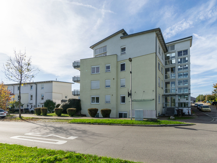 Friedrichshafen – Modern & Besonders! Kernsanierte 3,5-Zi.-Whg. mit eigenem Hauseingang…