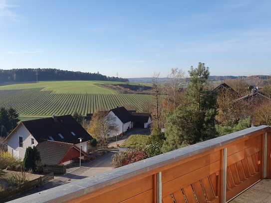 4 Zimmer DG Wohnung mit schöner Aussicht