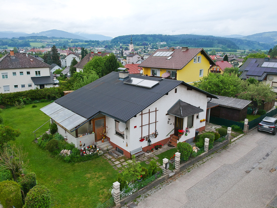 Verträumter Bungalow in hervorragender Lage in Feldkirchen