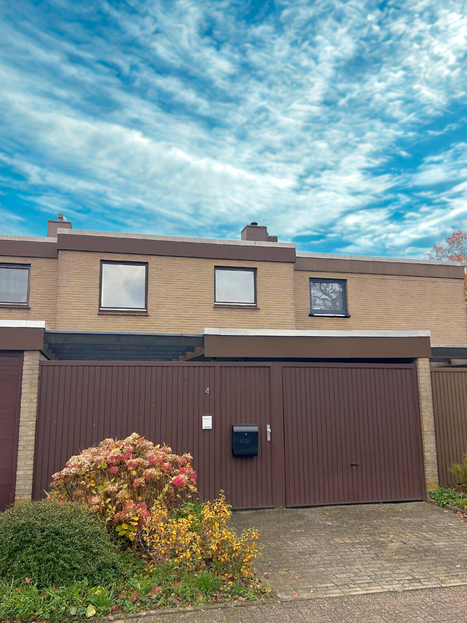 Real Estate Title Image Background