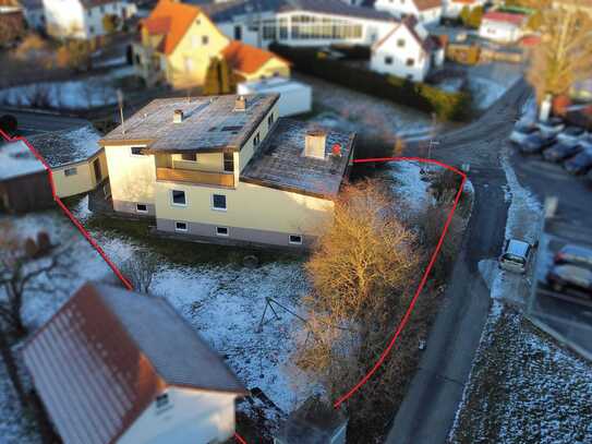 Geräumiges Ein- bis Zweifamilienhaus gebaut in großzügiger Architektur in Ingerkingen