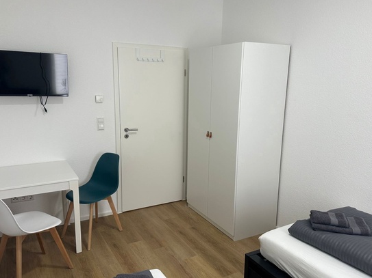 Gästezimmer mit TV, Internet, 2x Etagendusche/WC, Gästeküche, Waschmaschine und Trockner