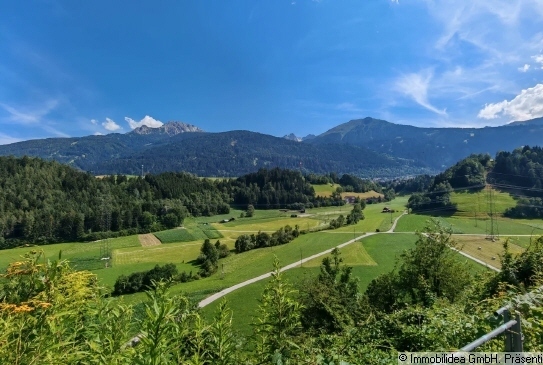 Weitblick: Sonniges und ruhig gelegenes Baugrundstück in Aussichtslage (#10426)