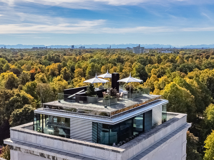 Internationale Design-Ikone: Fantastisches Penthouse über ca. 380 m² mit Panorama-Rooftop