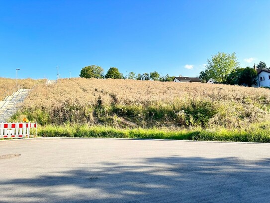 BAUPLATZ FÜR MEHRFAMILIENHAUS