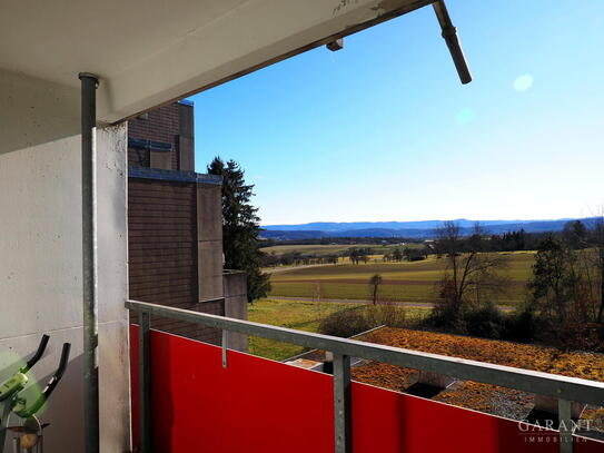 Praktische Wohnung mit herrlichen Panoramablick !