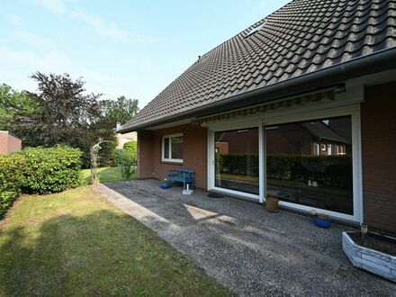 Behagliches Wohnhaus mit großem Garten in Metjendorf am Stadtrand Oldenburgs