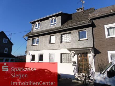 Doppelhaushälfte (Sondereigentum) mit zwei Wohnungen in beliebter Wohnlage von Niederdielfen