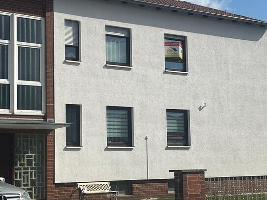 Schöne und helle 3-Zimmerwohnung mit Balkon mit tollem Blick