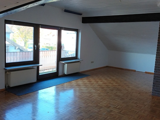 Attraktive helle Atelierwohnung 120 qm mit Balkon