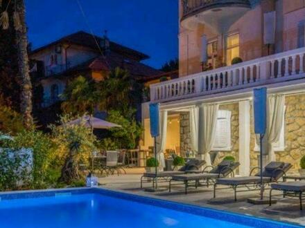 Extravagante Villa in Crikvenica mit Pool, Jacuzzi und wunderbaren Meerblick